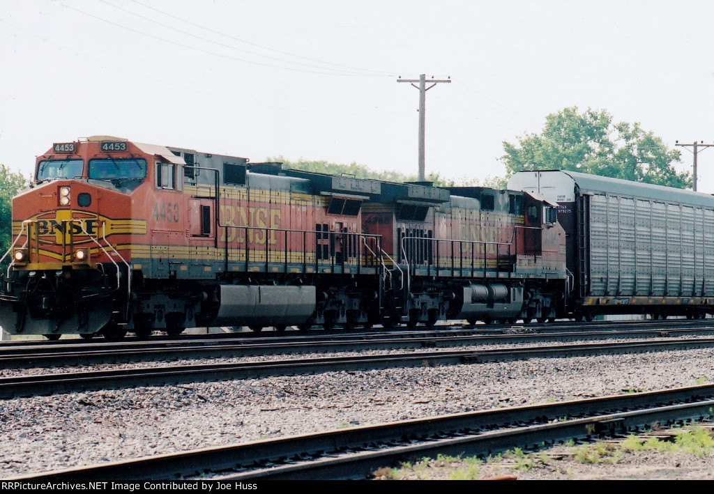 BNSF 4453 West